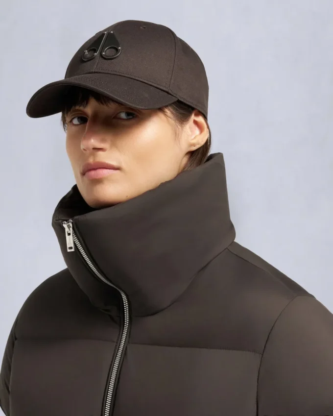 Belle Dune korte pufferjas met schapenvachtrand