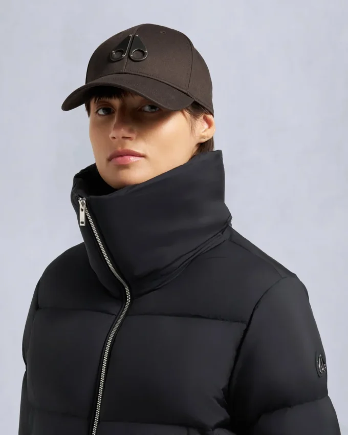 Belle Dune korte pufferjas met schapenvachtrand