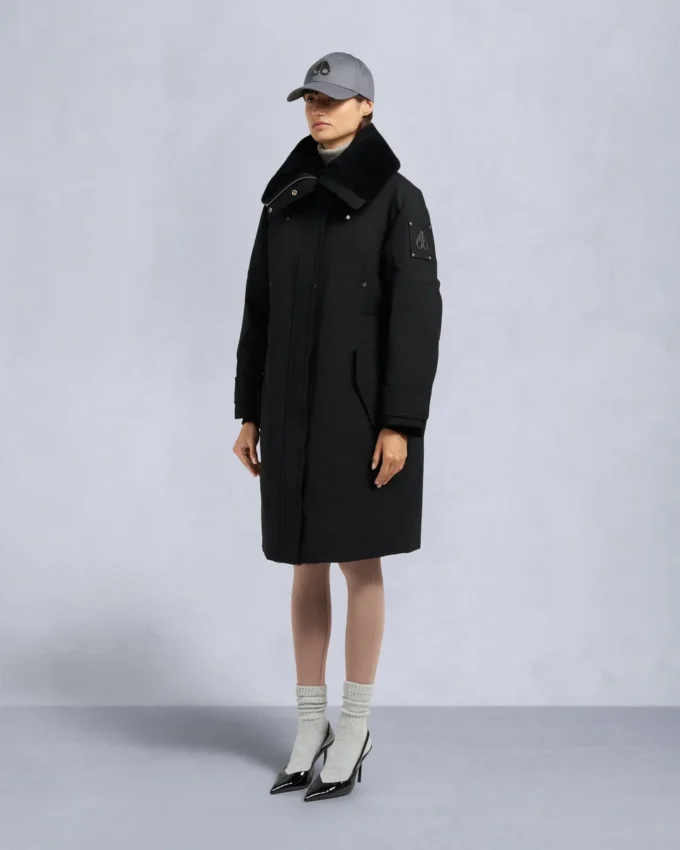 Originele stormjas met schapenvachtrand