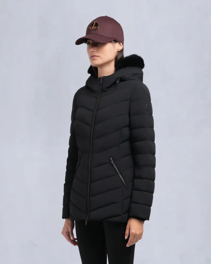 Roselawn jasje met schapenvachtrand